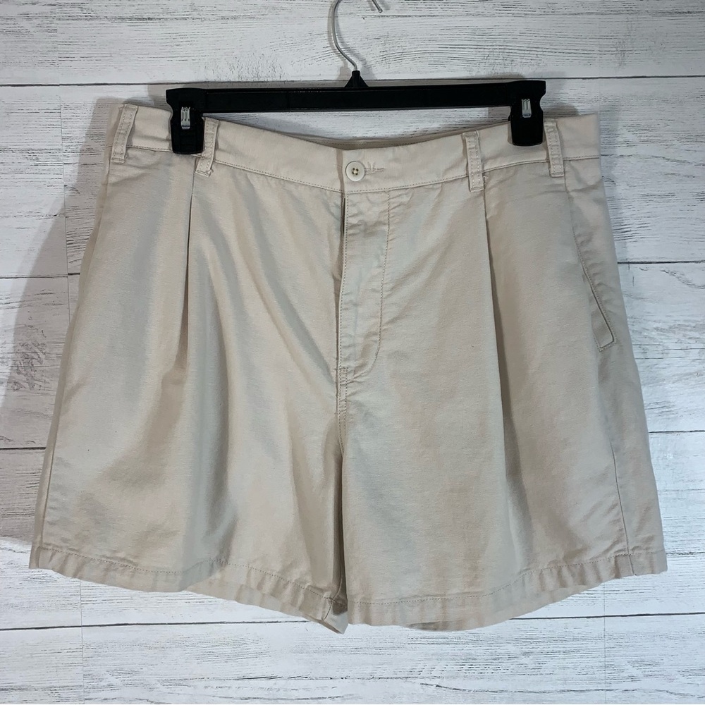 Madewell beige womens twill shorts size waist 36 NJ038 pleated with pockets